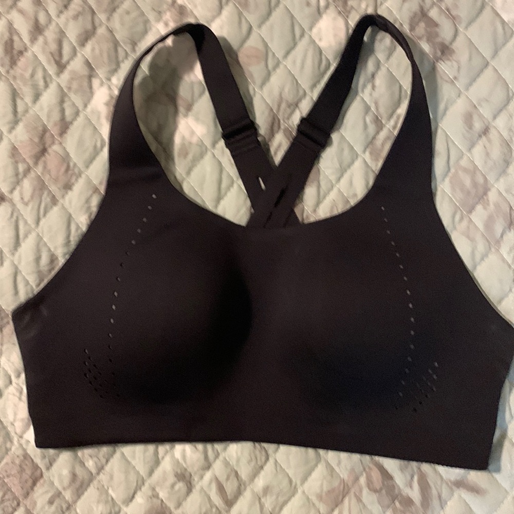 Lululemon Air Support Bra size 36 C black